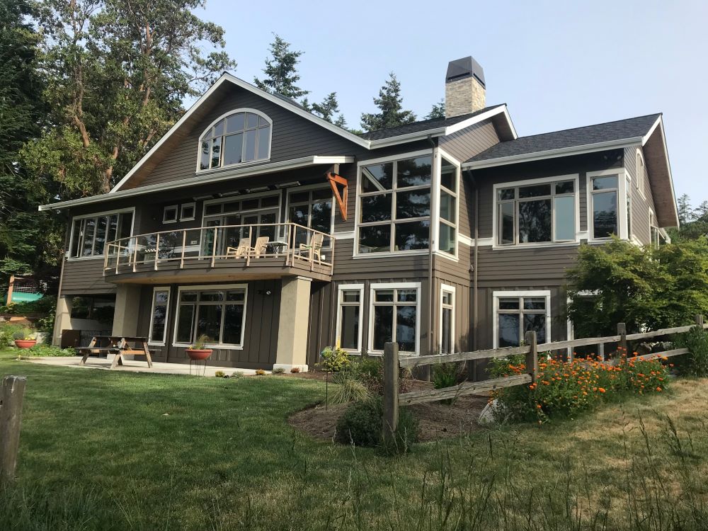 house with painted walls